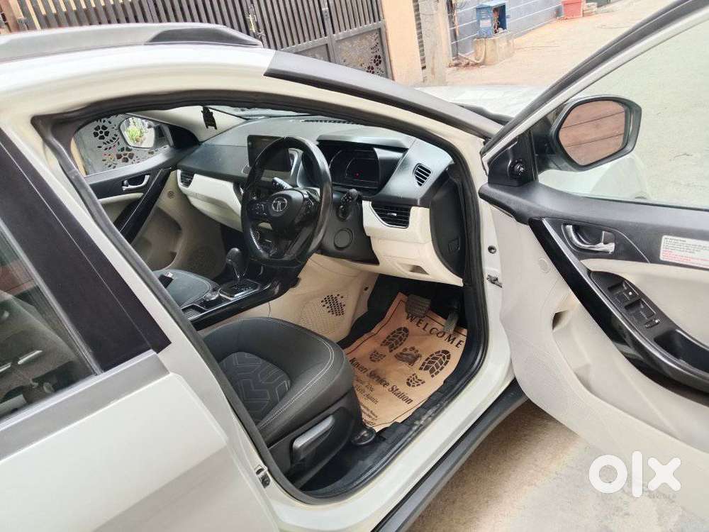 Tata Nexon Amt Xza Plus, 2021, Petrol