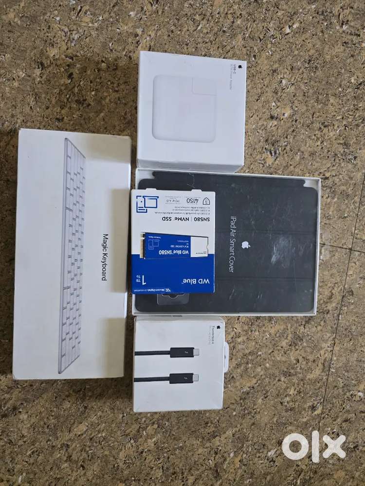 Apple 65w power adapter, c type cable (3m), magic keyboard, 1tb ssd