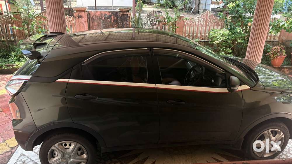 Tata Nexon Petrol 2021 Car Manual