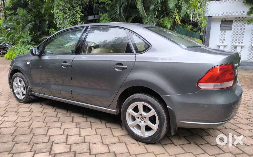 Volkswagen Vento Petrol Highline At, 2014, Petrol