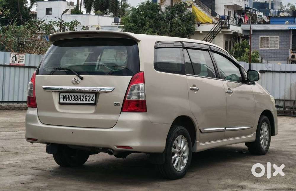 Toyota Innova 2.5 Ev Diesel Ms 8 Str Bsiii, 2012, Diesel