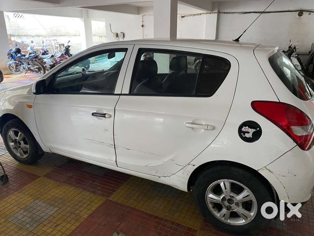Hyundai I20 Diesel Manual 2010