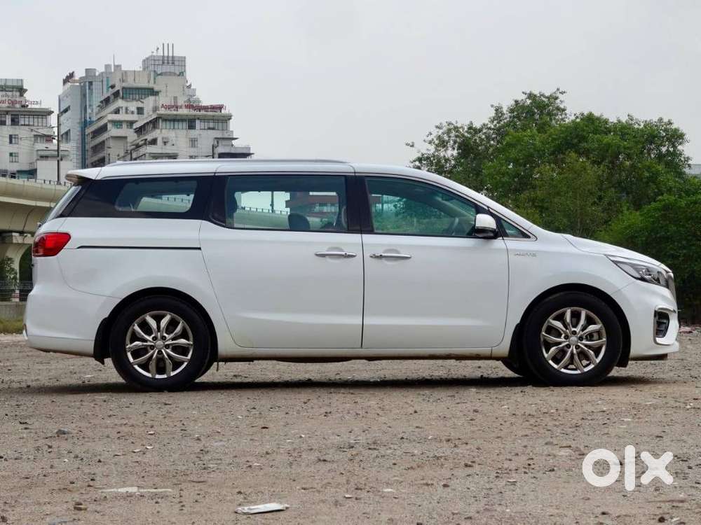 Kia Carnival Limousine, 2021, Diesel