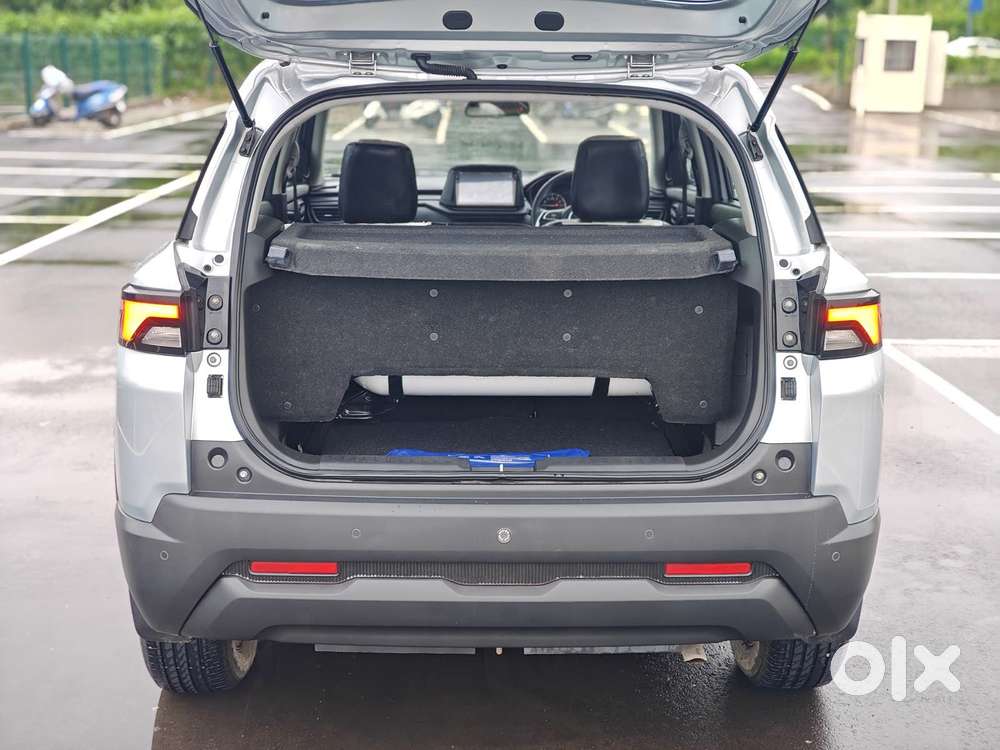 Maruti Suzuki Brezza 1.5 Lxi Cng, 2025, Cng & Hybrids
