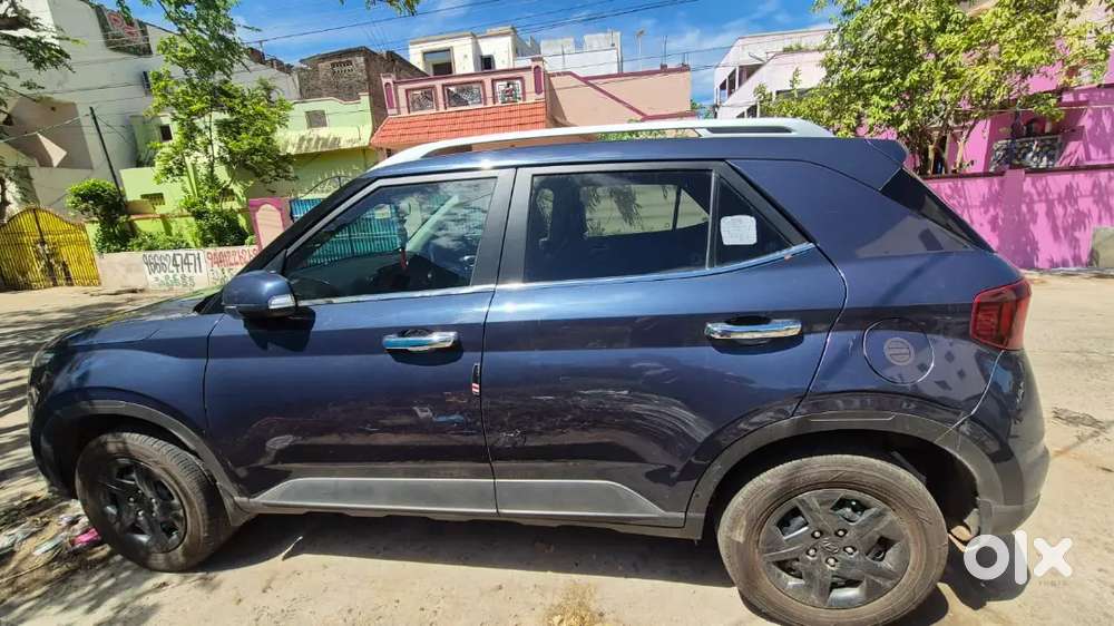 Hyundai Venue S Plus 2021 Mt Petrol