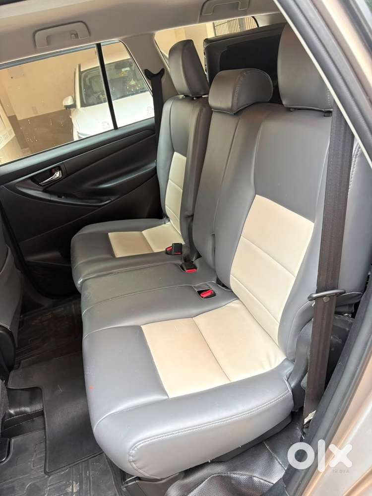 Toyota Innova Crysta 2016 Diesel Manual