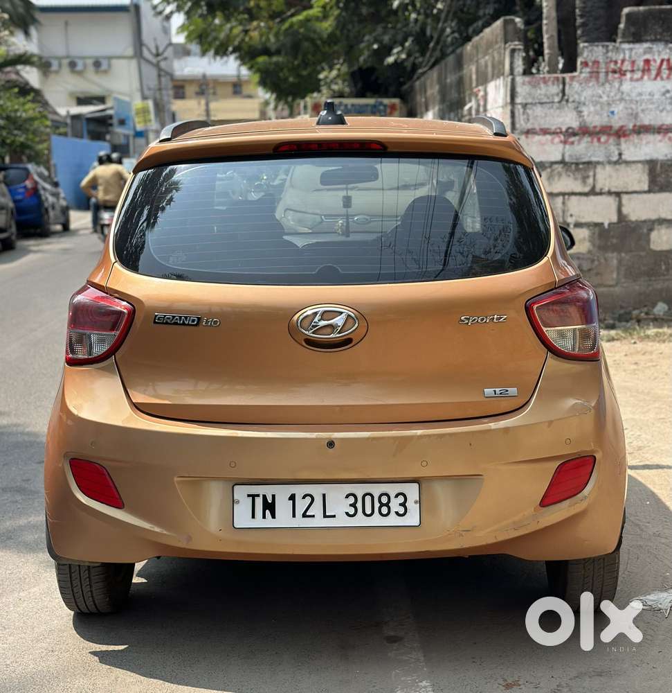 Hyundai Grand I10 Sportz, 2016, Petrol