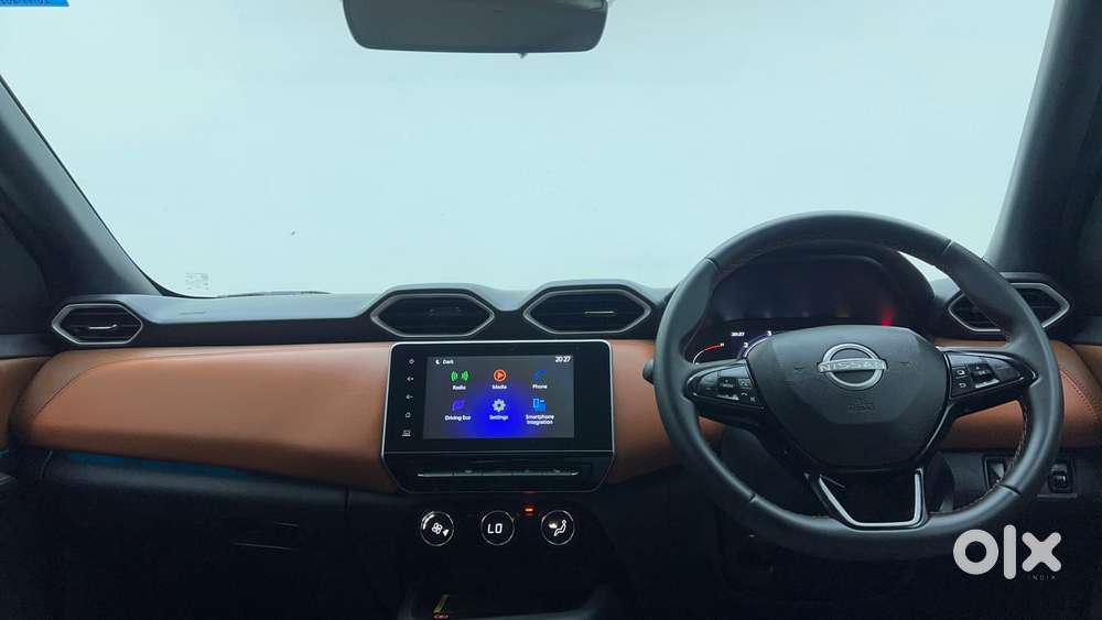 Nissan Magnite 1.0 Xv Premium Dual Tone, 2024, Petrol