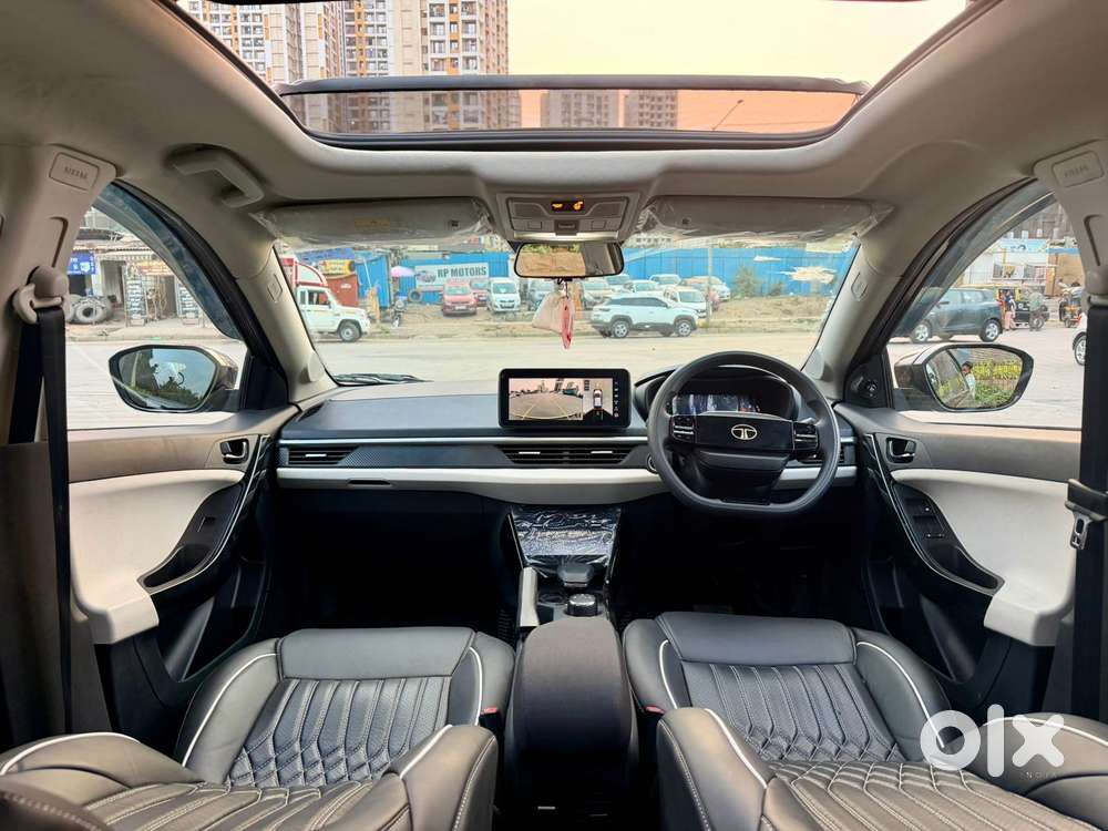 Tata Nexon, 2025, Petrol