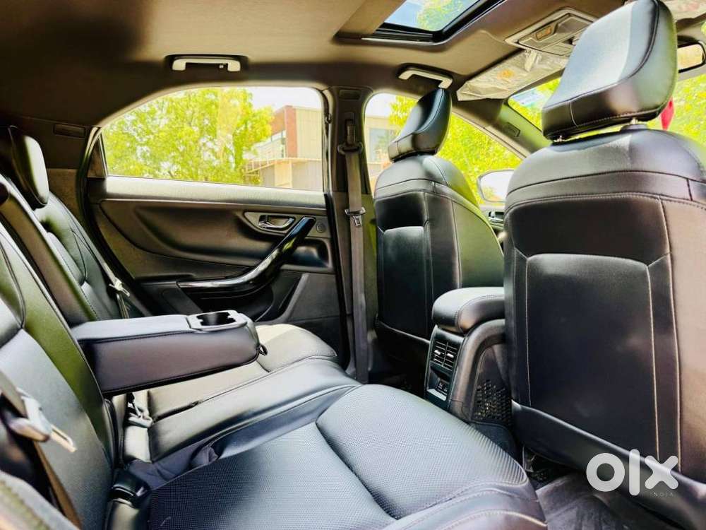 Tata Nexon Fearless Plus S 1.2 Revotron Petrol 7 Dca Dt, 2024, Cng &..