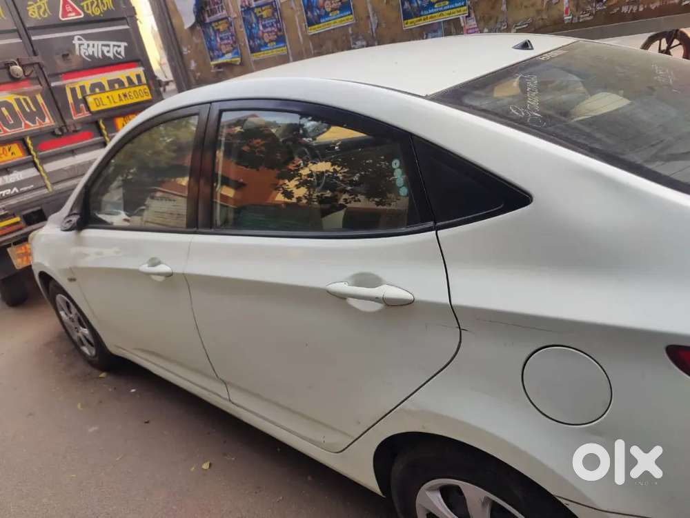 Hyundai Verna Fluidic 2012