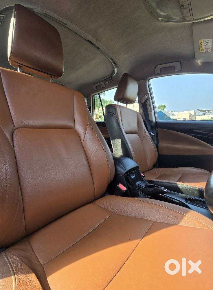 Toyota Innova Crysta 2.8z Automatic, 2018, Diesel