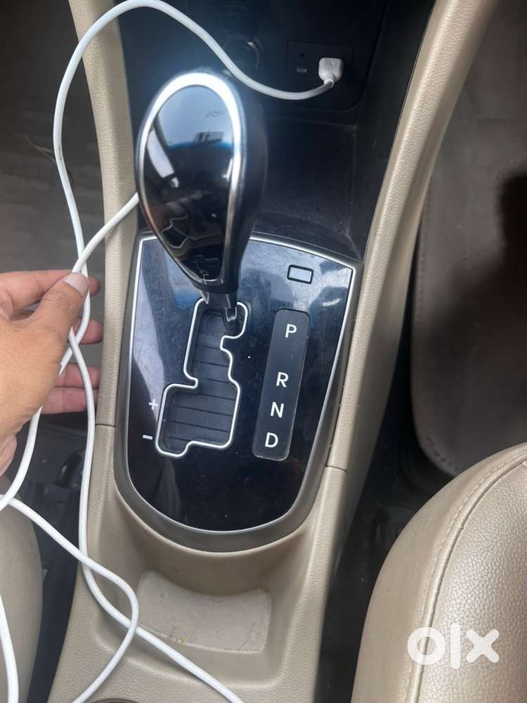 Hyundai Fluidic Verna 2017