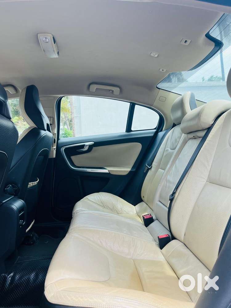 Volvo S60 Kinetic D3, 2012, Diesel
