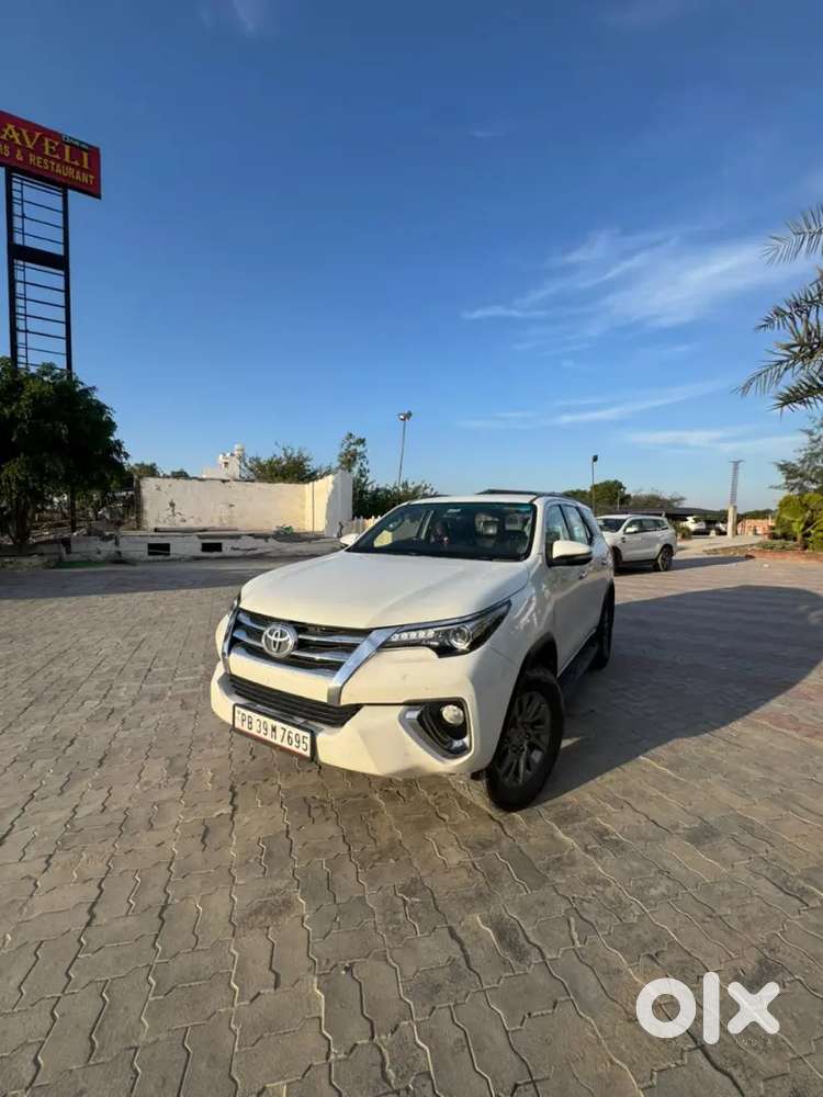 Toyota Fortuner 2016 Diesel 78000 Km Driven 2nd Owner Pb 39 Number