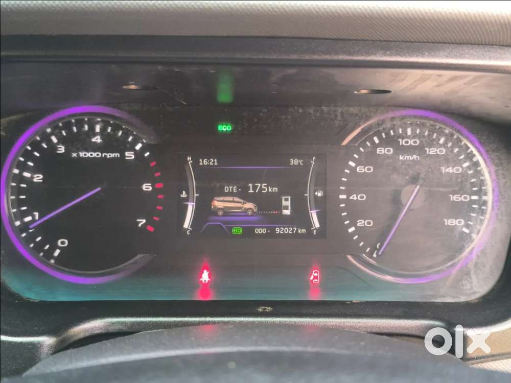 Mahindra Marazzo 1.5 M6 Plus 7 Str, 2021, Diesel