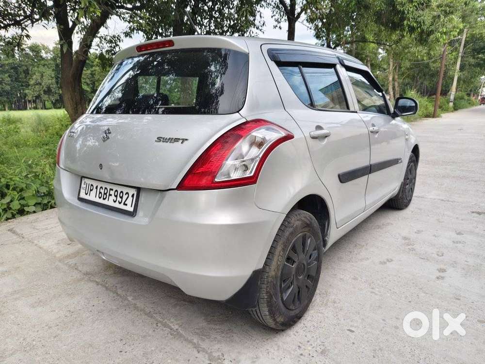 Maruti Suzuki Swift Lxi Optional-o, 2016, Petrol