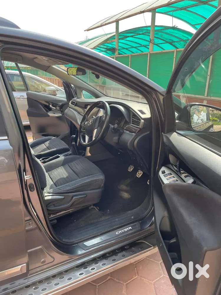 Toyota Innova Crysta 2017