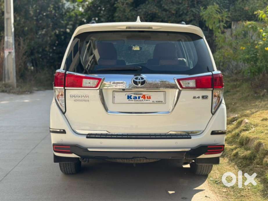 Toyota Innova Crysta [2020-ongoing] 2.4 Gx At 7 Str, 2021, Diesel
