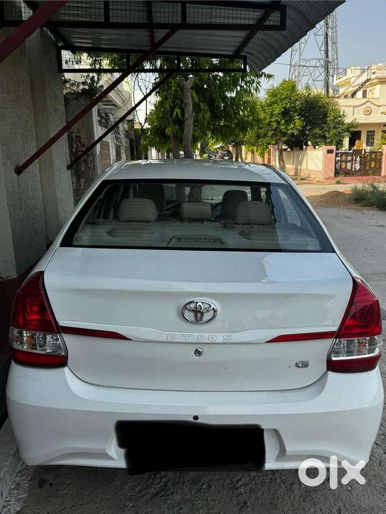 Toyota Etios 2018 Petrol Well Maintained
