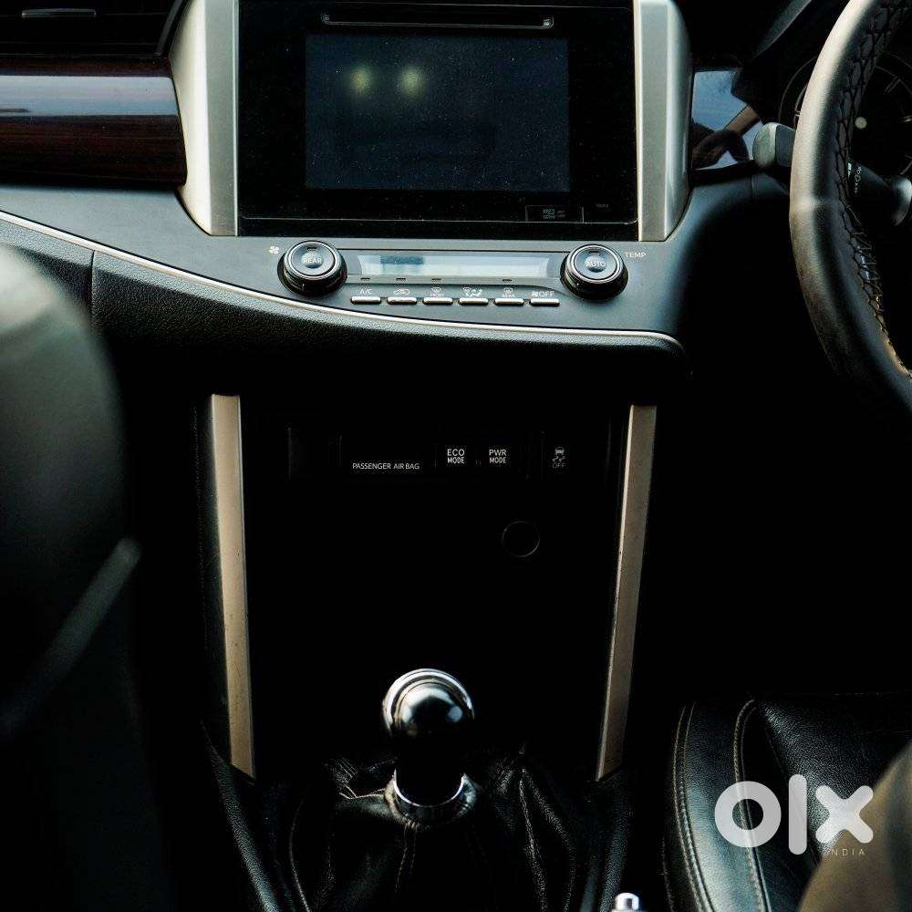 Toyota Innova Crysta 2.4 Z 7 Str, 2017, Diesel