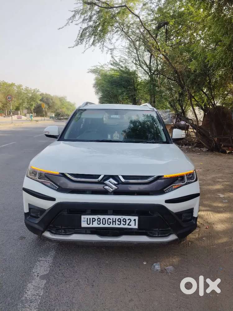 Brezza Zxi Smart Hybrid Petrol 64k Km - Pearl White, Single Owner