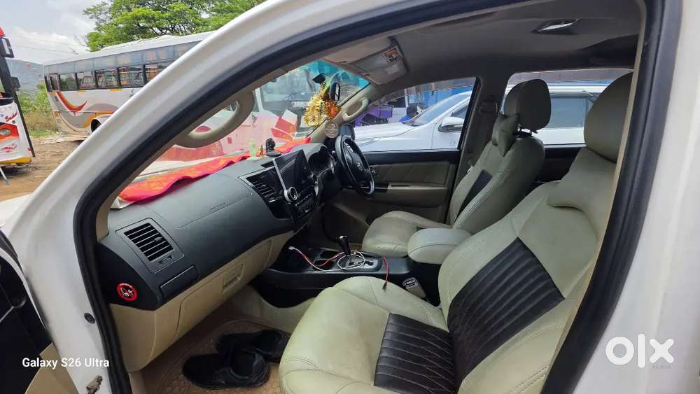 Toyota Fortuner Automatic 2016 Diesel 175000 Km Driven