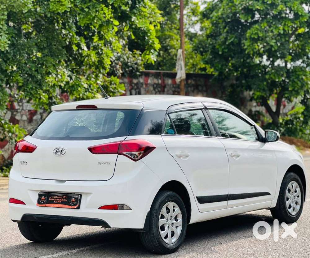 Hyundai I20 Sportz 1.2 Bs-iv, 2017, Petrol