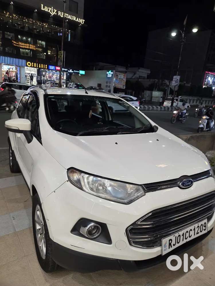 Ford Ecosport Titanium 2013 Dimond White Color