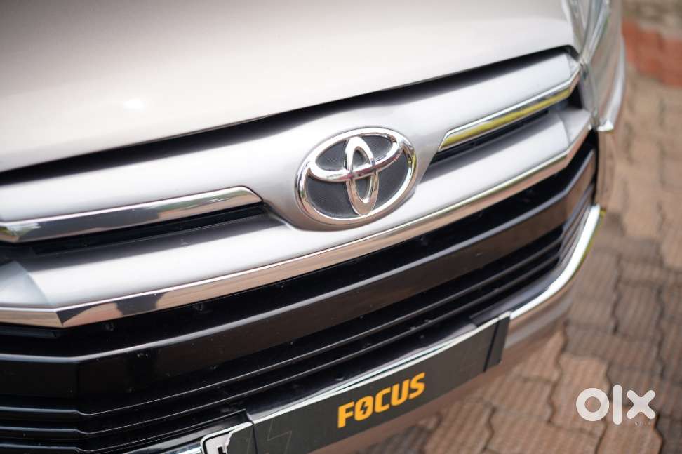 Toyota Innova Crysta 2.8z Automatic, 2017, Diesel