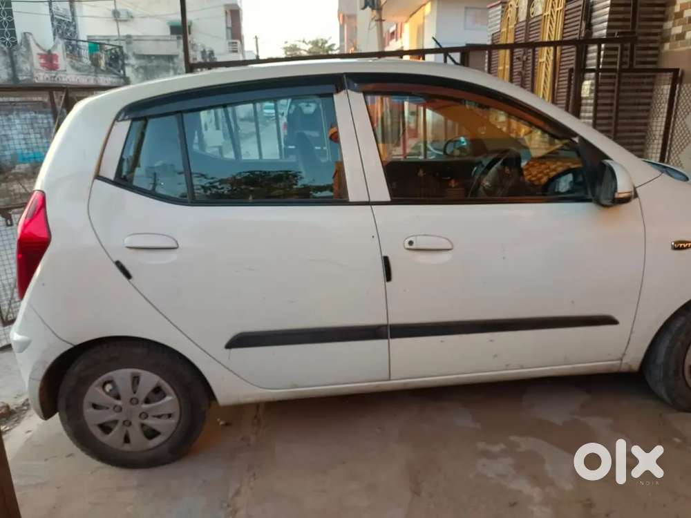 Hyundai Grand I10 Sportz Petrol 2012