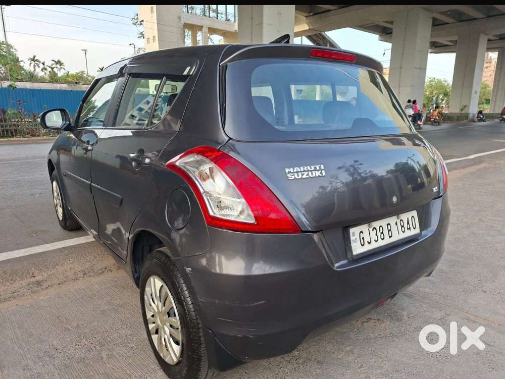 Maruti Suzuki Swift Vxi + Manual, 2016, Petrol