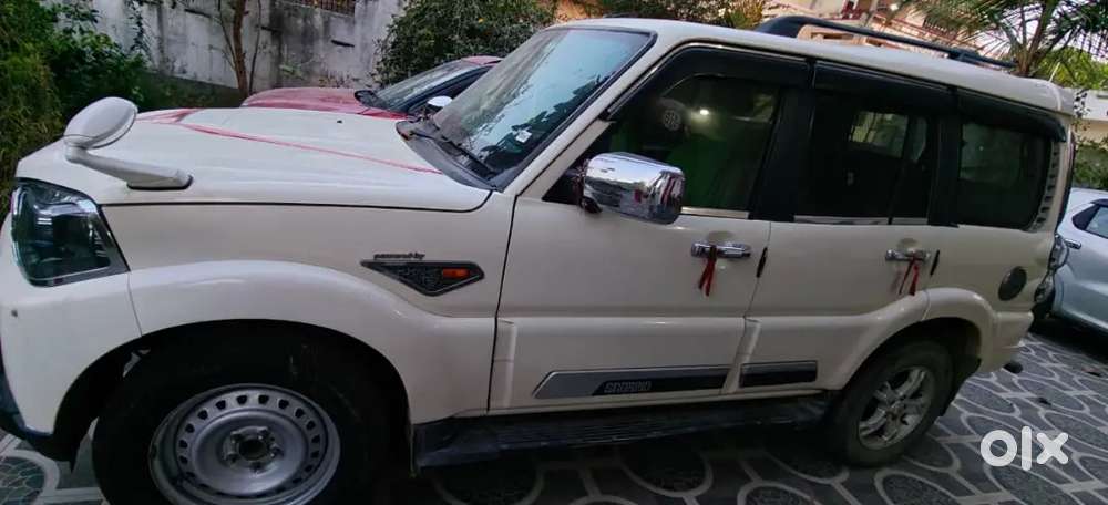 Mahindra Scorpio 2017 Diesel 62000 Km Driven