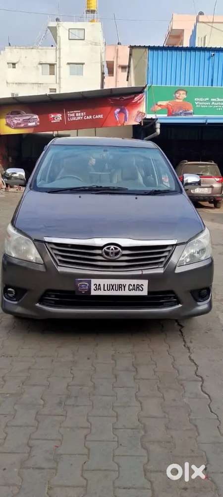 Toyota Innova 2013 Diesel 115000 Km Driven
