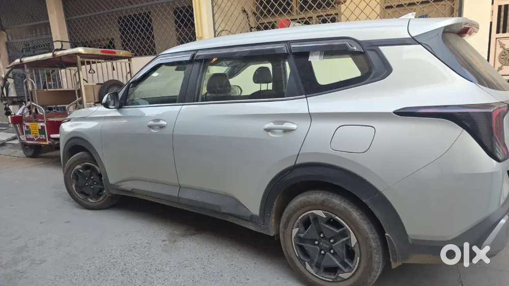 Driven Brand New Only 1 Month Old 15 May Purchased Price 1657000