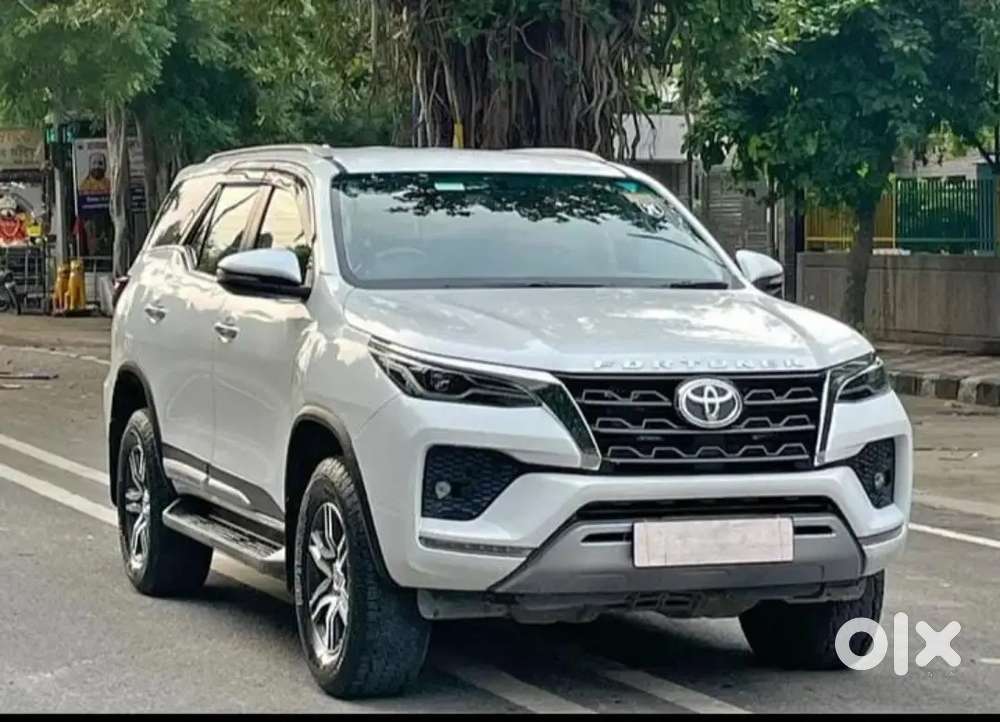 Toyota Fortuner Automatic 4&times;2 Vip Number