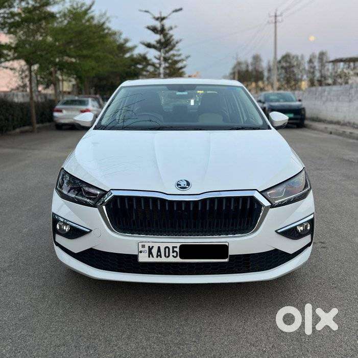 Skoda Slavia 1.0 Tsi Style At, 2024, Petrol