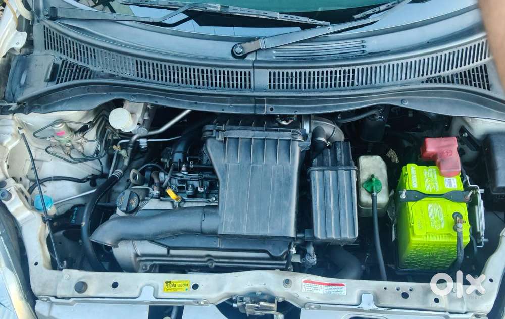 Maruti Suzuki Swift Vxi + Manual, 2010, Petrol