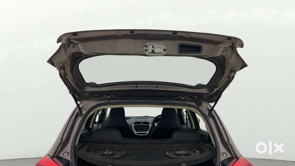 Tata Tiago 1.2 Revotron Xm, 2017, Petrol