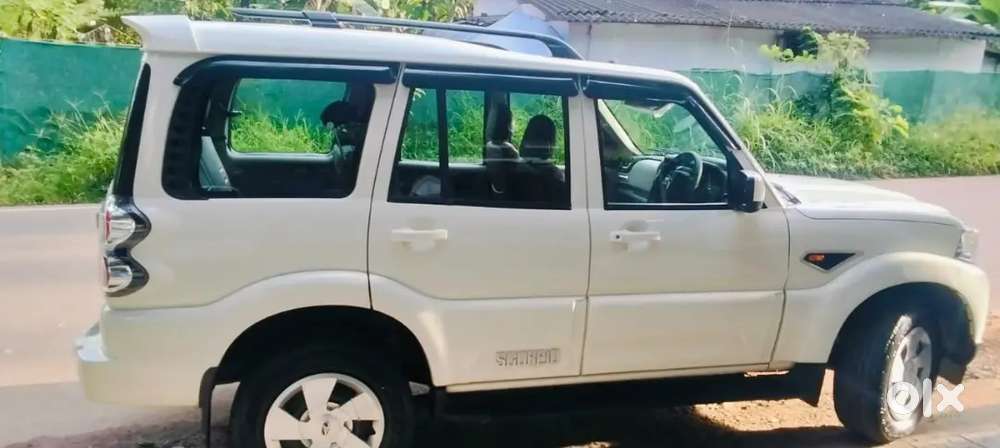 Mahindra Scorpio Classic 2016