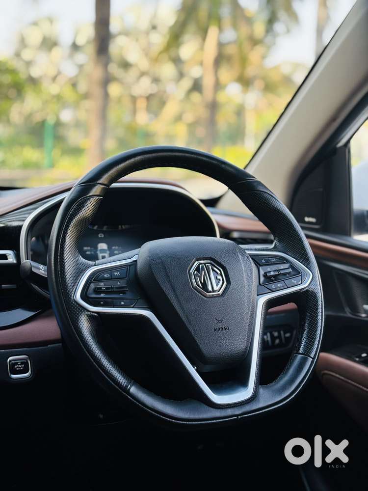 Mg Hector Plus Savvy Pro 1.5 Turbo Petrol Cvt 7 Str, 2024, Petrol