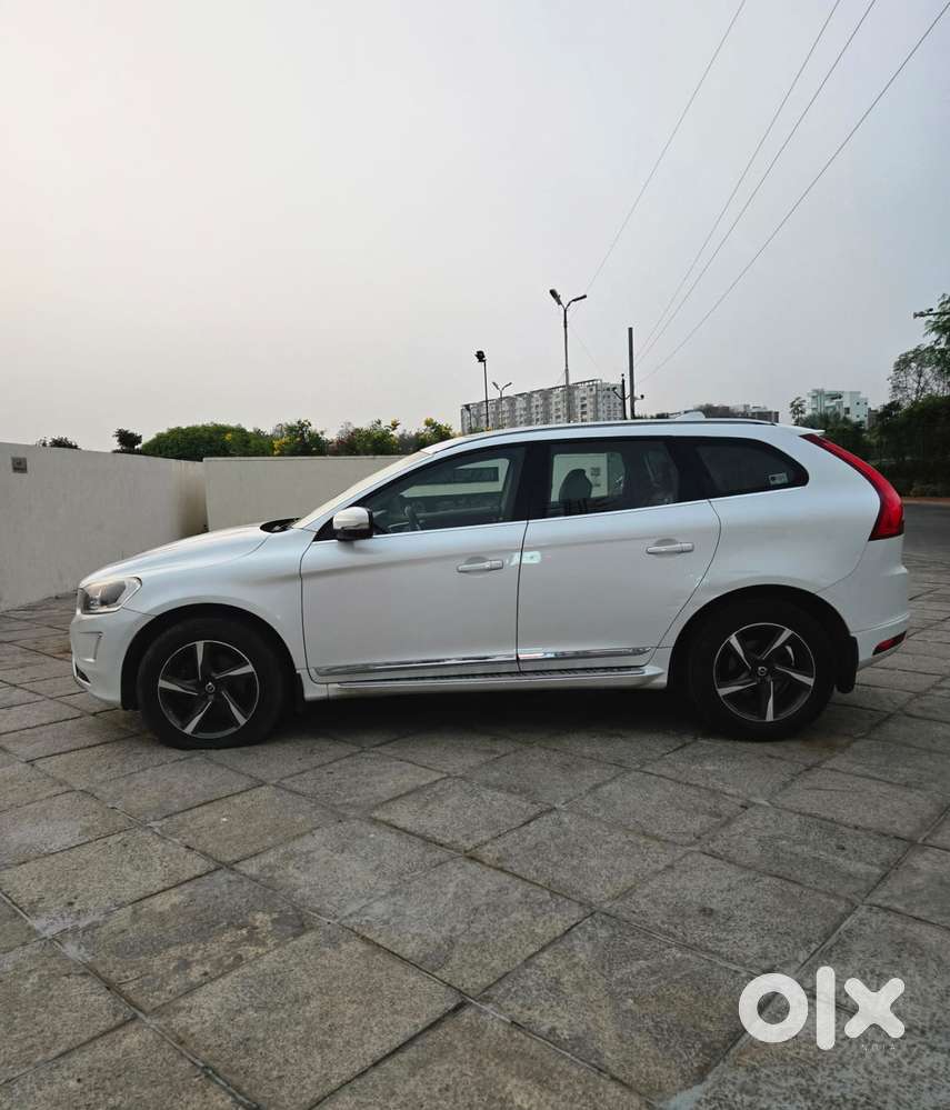 Volvo Xc60 D5 Awd Automatic, 2016, Diesel