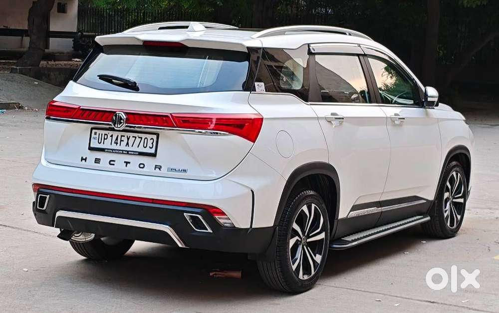 Mg Hector Plus Sharp Pro 1.5 Turbo Petrol 6 Str Dual Tone, 2024, Pet..