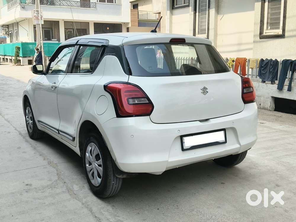 Maruti Suzuki Swift Vxi Optional, 2020, Petrol