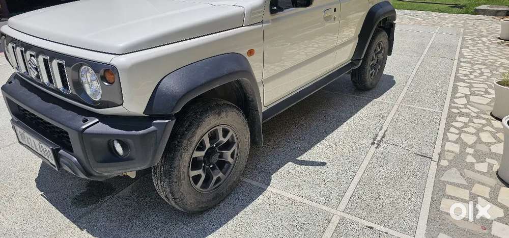 Jimny Alpha At Maruti 2024 White Colour