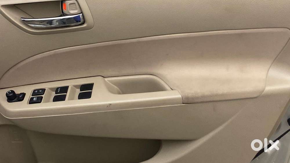 Maruti Suzuki Swift Dzire Vxi Optional, 2016, Petrol