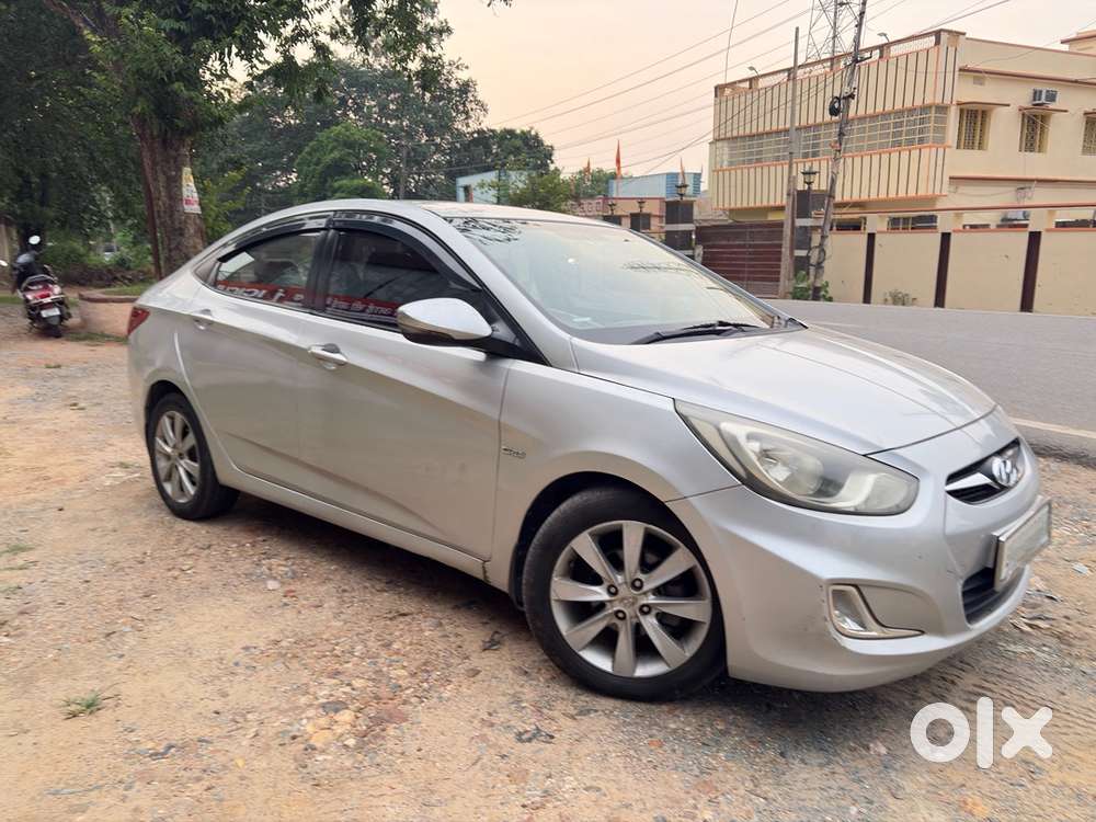 Hyundai Fluidic Verna 2012 Year