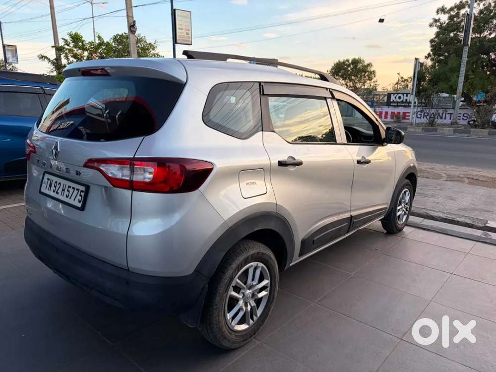 Renault Triber Rxl, 2022, Petrol
