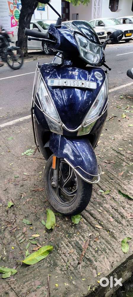 Jupiter Blue Colour Scooty Zx Bs6 Tvs Jupiter Starlight Blue