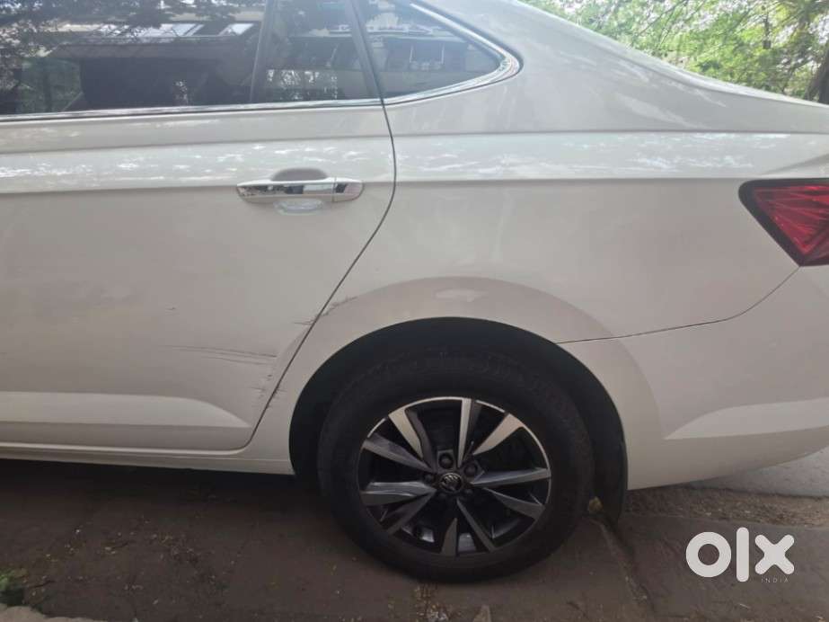 Skoda Slavia Style 1.0l Tsi Mt, 2023, Petrol